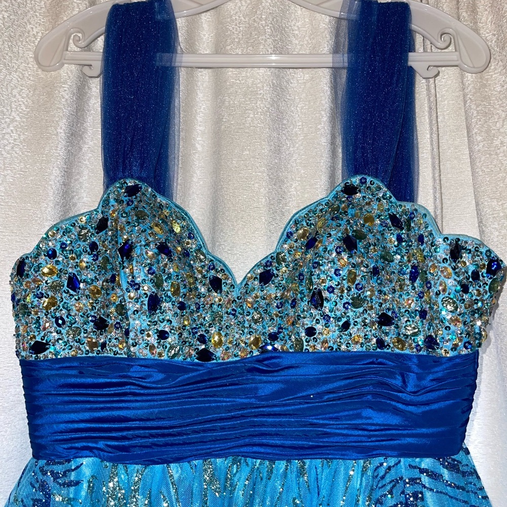 Teal Blue Prom/Homecoming/Pageant Dress - Picture 5 of 11